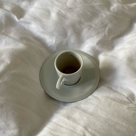 Coffee Shop 4oz Candle - Picture 4 of 8